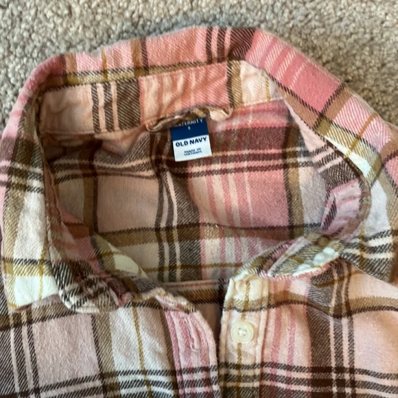 Old Navy Maternity Flannel Shirt - Picture 2 of 3